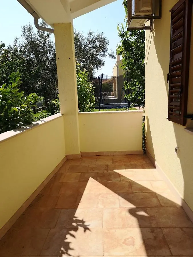 Flowers Apartments Medulin, Fucane 1A 0*, Medulin Croatia